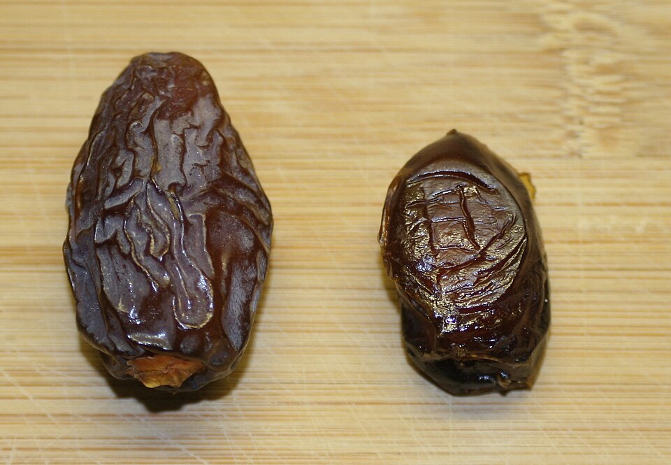 تمور فاخرة